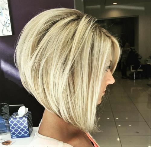 Прямое каре на тонкие волосы. Стрижка Каре и её модные варианты, которые придадут объём даже самым тонким и слабым волосам