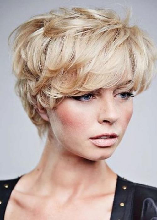 Очень легкая и красивая прическа. Легкие прически на каждый день 11 Очень легкая и красивая прическа. Легкие прически на каждый день 11