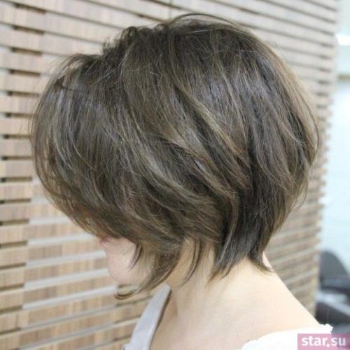 Боб-каре на ножке. Как выглядит стрижка каре на ножке?