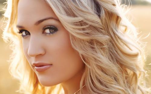 Покраска волос с розовым оттенком на средние волосы. Модное окрашивание волос 2019-2019