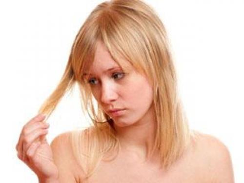 Прическа на волосы средней длины. Красивые прически на средние волосы для женщин 50+ 24