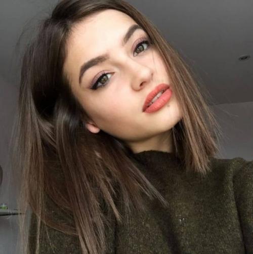 Женские стрижки средней длины. Модные тенденции для средней длины волос