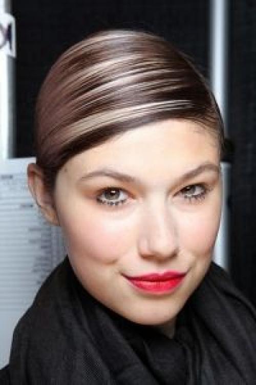 Прически с эффектом мокрых волос на короткие. Модная причёска для прямых волос