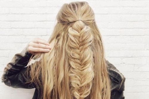 Прическа на среднюю длину. Красивые прически на средние волосы для женщин 50+ 44 Прическа на среднюю длину. Красивые прически на средние волосы для женщин 50+ 44