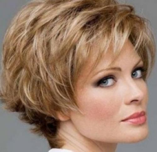 Короткие стрижки на черный волос. Каскад на короткие женские волосы