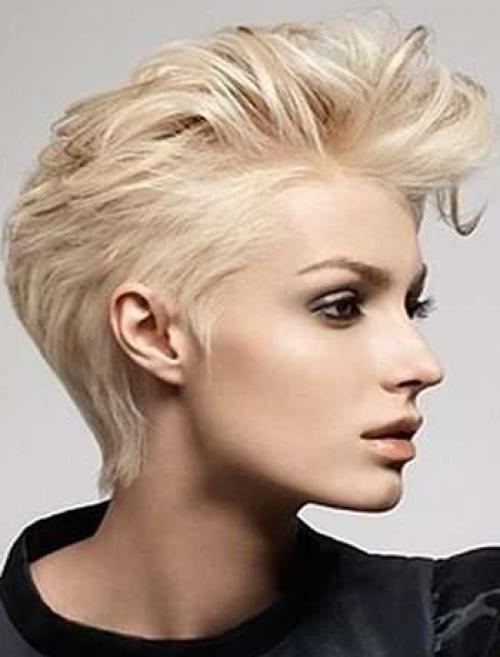 Стрижка с короткой челкой и макушкой. Смелые стрижки с приподнятой объемной макушкой для коротких и средних волос (с фото)