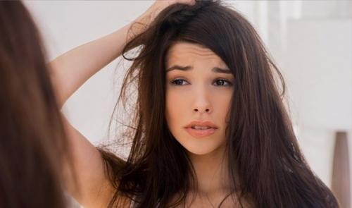 Болячки на голове у ребенка. Почему чешется и шелушится кожа головы