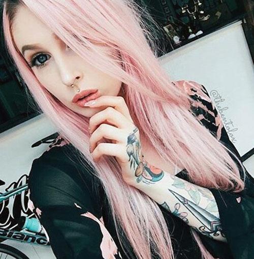 Розовые пряди на светлых волосах 2019. Модные цвета волос 2019: подсказки для блондинок 17 Розовые пряди на светлых волосах 2019. Модные цвета волос 2019: подсказки для блондинок 17