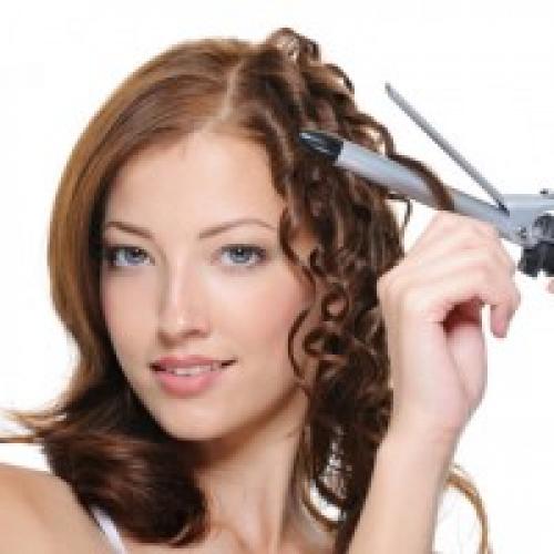 Как уложить волосы средней длины в домашних. Простые укладки на средние волосы 07