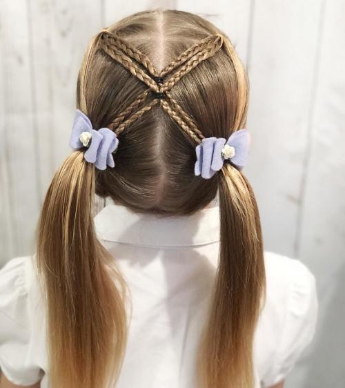 Лёгкие причёски в школу самой себе. Красивые прически для девочки в школу за 5 минут