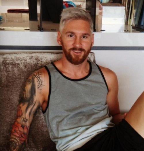 Прически футболистов месси. 