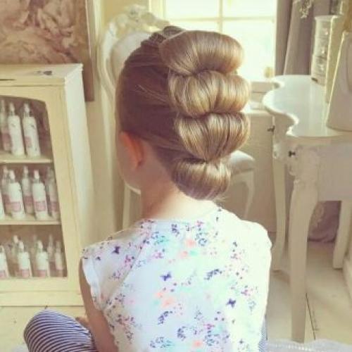 Прически для маленьких девочек на каждый день. Общие требования 03