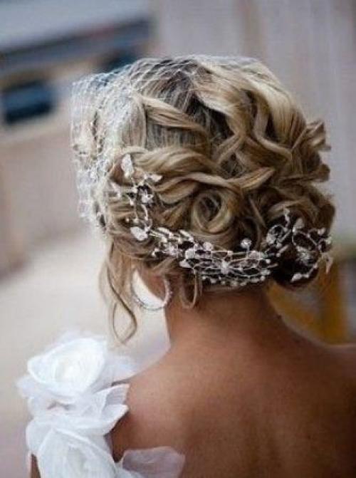 Прически на русые волосы средней длины на свадьбу. Как правильно выбрать прическу на свадьбу