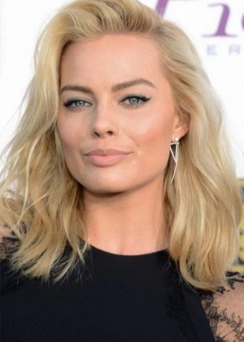 Девушки со средними волосами. Красивые прически на средние волосы для женщин 50+ 12