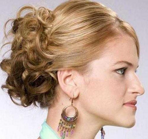 Низкая прическа на средние волосы. Свадебные прически на средние волосы 14