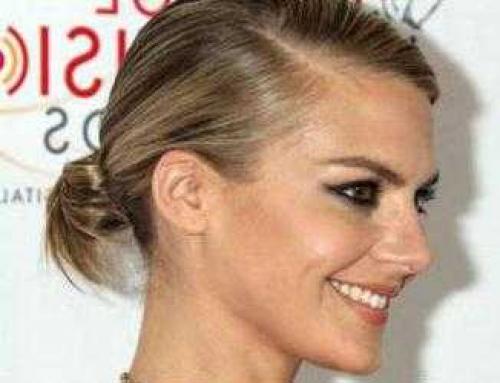 Низкая прическа на средние волосы. Свадебные прически на средние волосы 16