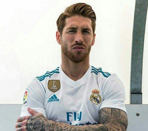 Прическа дибалы 2019 со всех сторон. Лучшие причёски знаменитых футболистов в 2019 году