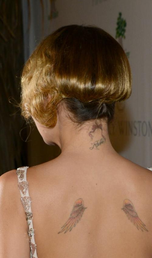 Стрижка ассиметричный боб вид сзади. 10 интересных моделей стрижки боб: вид сзади