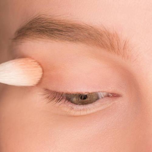 Как сделать макияж самой. Макияж глаз для начинающих