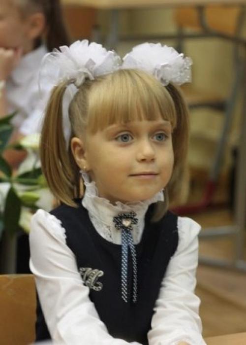 Прическа из хвостиков девочке. Косички для девочек пошагово для начинающих 13