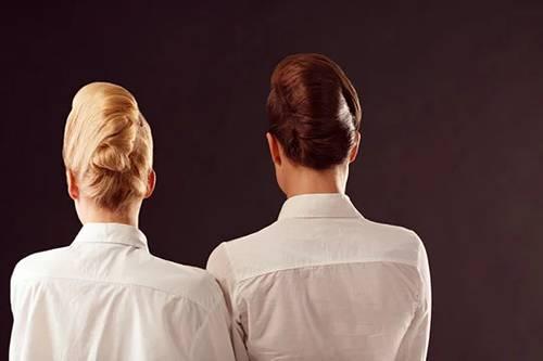 Укладка на средние волосы. Укладка плойкой  – техника и правила 21 Укладка на средние волосы. Укладка плойкой  – техника и правила 21