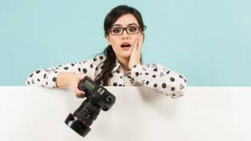 Прически строгие на средние волосы. Красивые прически на средние волосы для женщин 50+ 22