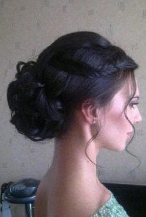 Прически на волосы до плеч. Фото быстрых причесок для волос до плеч на каждый день