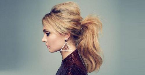 Как сделать объемный хвост на короткие волосы. Как сделать низкий объемный хвост