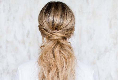 Как сделать объемный хвост на короткие волосы. Как сделать низкий объемный хвост