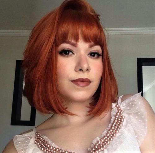 Каре с челкой 2019. Каре с челкой. Модные варианты женской стрижки для осени 2019