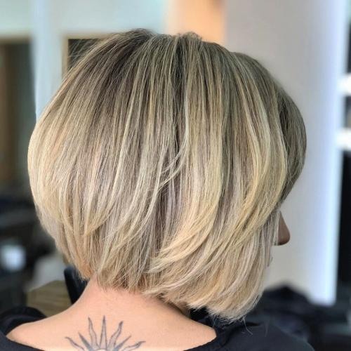 Каре с челкой 2019. Каре с челкой. Модные варианты женской стрижки для осени 2019