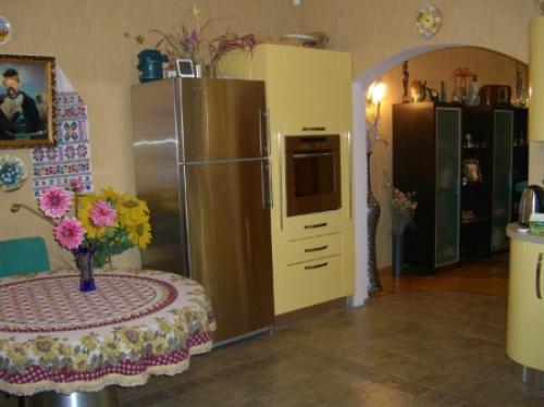 Где сейчас живет таисия Повалий. Роскошные дома Таисии Повалий