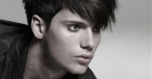 Прямые прически на средние волосы. Красивые прически на средние волосы для женщин 50+ 10 Прямые прически на средние волосы. Красивые прически на средние волосы для женщин 50+ 10