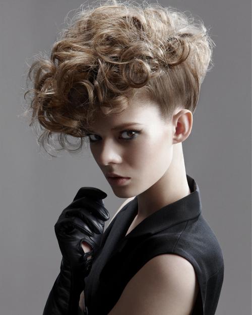 Простые высокие прически на средние волосы. Как сделать высокую прическу на средние волосы?