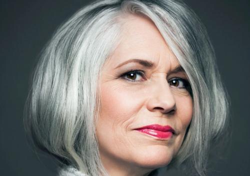 Прически для бабушек с длинными волосами. Плюсы от короткой стрижки