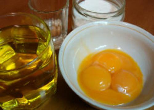 Маска для волос с яйцом и медом и репейным маслом. Рецепты маски из меда и яйца