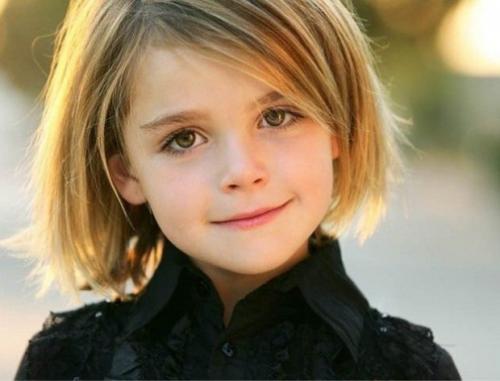 Стрижка лесенка на средние волосы для подростков. Про модную стрижку каре для девочек 2019-2019