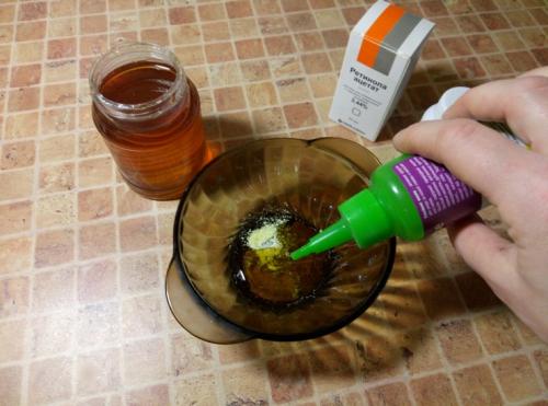 Маска для волос с репейным маслом и витаминами. Польза репейного масла в масках для волос