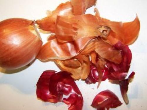 Луковая шелуха для волос от перхоти. Лук против перхоти