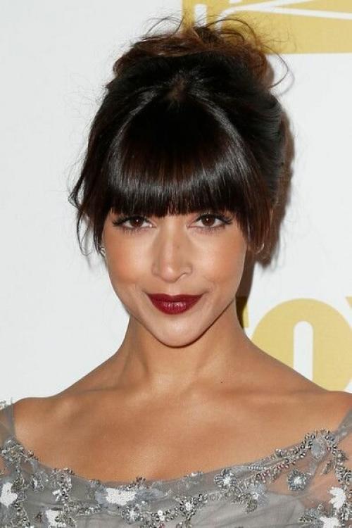 Челка шторка кому идет. Модные челки 2019