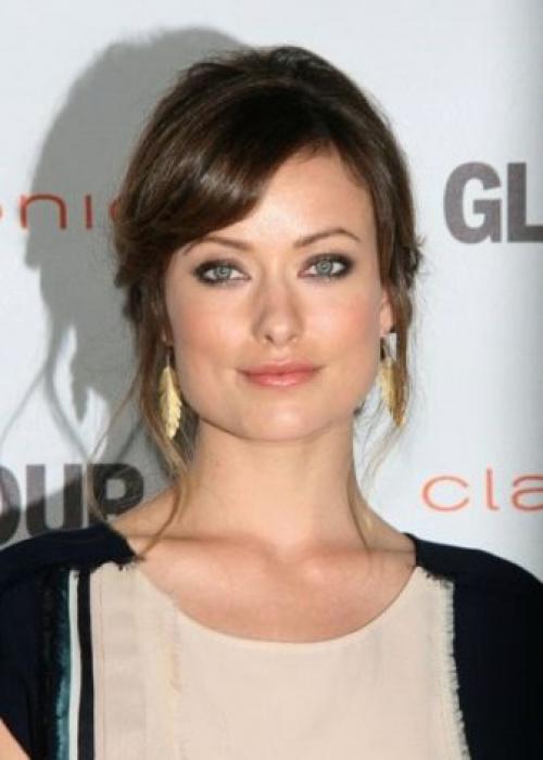 Праздничные укладки на средние волосы. Как подобрать? 09