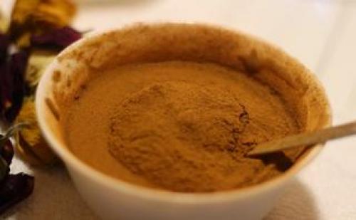 Осветлить волосы в домашних условиях народными средствами. Почему полезно осветлять волосы народными средствами 04 Осветлить волосы в домашних условиях народными средствами. Почему полезно осветлять волосы народными средствами 04