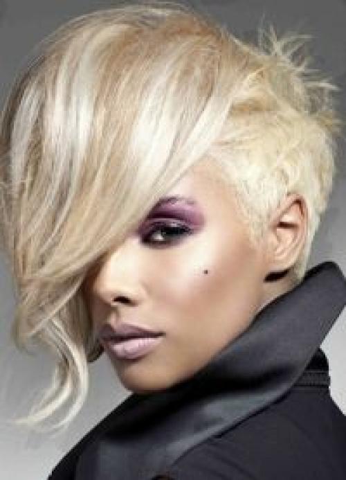 Как стричь макушку у женщин. Стрижка макушки