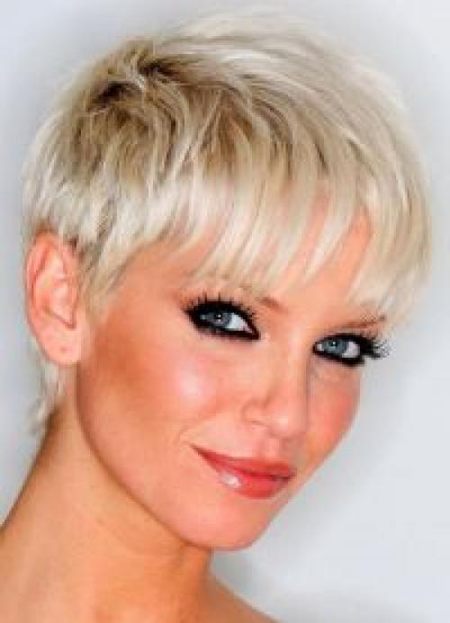 Как стричь макушку у женщин. Стрижка макушки