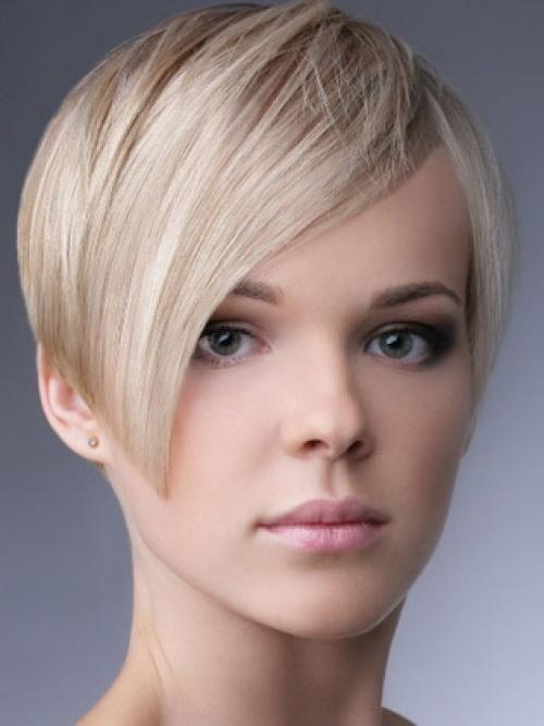 Челка на треугольное лицо. Женские короткие стрижки, подходящие для треугольного лица: фото и рекомендации