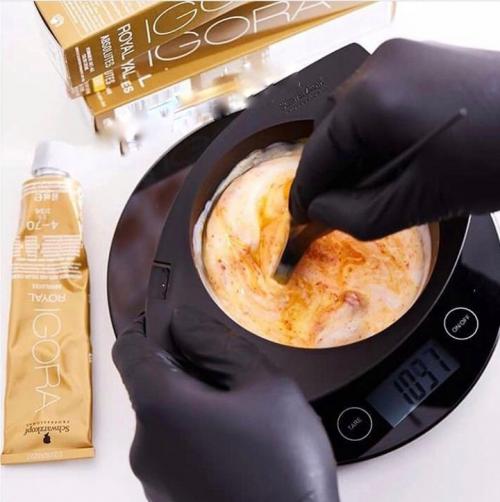 Как покрасить волосы если корни темнее. Что такое засвеченный корень волос и как этого избежать