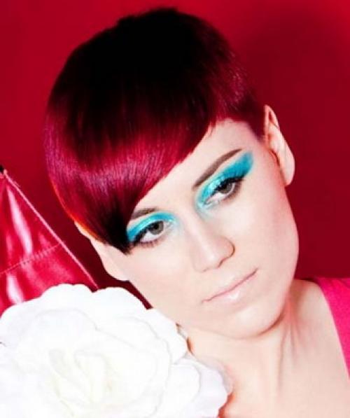 Технология выполнения короткой женской стрижки. Типы моделирования горизонтальных и вертикальных стрижек 06 Технология выполнения короткой женской стрижки. Типы моделирования горизонтальных и вертикальных стрижек 06