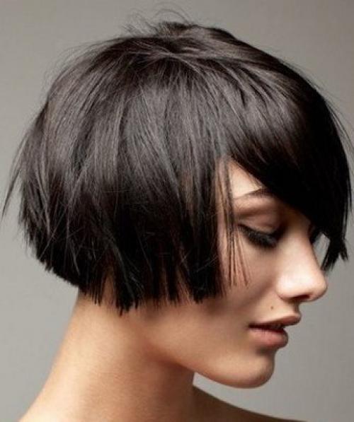 Градуированная короткая стрижка. Градуированные стрижки на короткие волосы