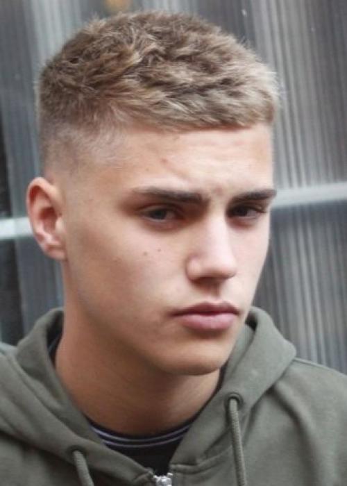 Подростковая стрижка для девочек. Красивые стрижки для девочек на короткие волосы 01 Подростковая стрижка для девочек. Красивые стрижки для девочек на короткие волосы 01