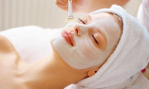 Волосы спасает Пантенол. Можно ли применять Пантенол для волос и кожи. Отвечает косметолог